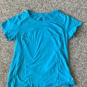 Woman’s Exertek XL Tee